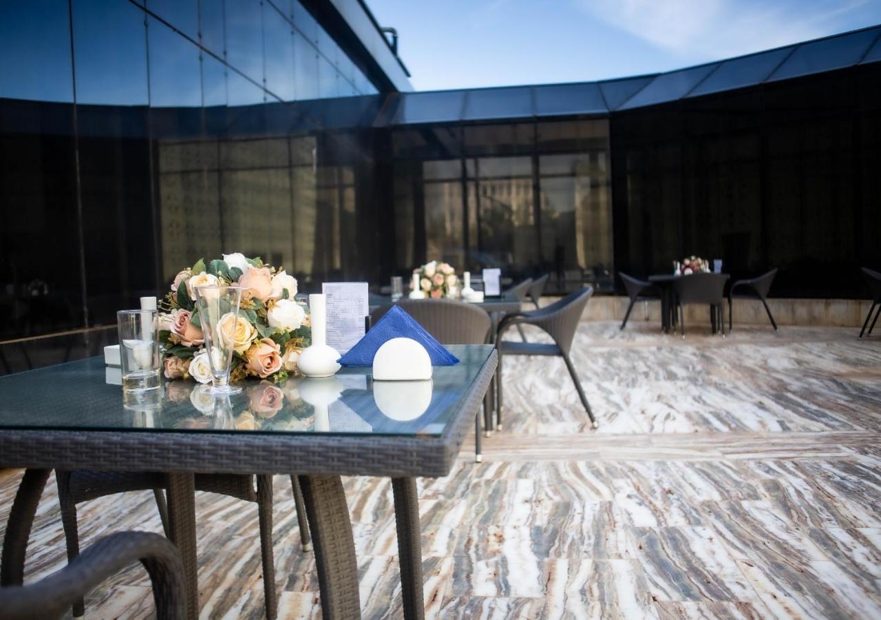 Almoravides Hotel Mascara Dış mekan fotoğraf